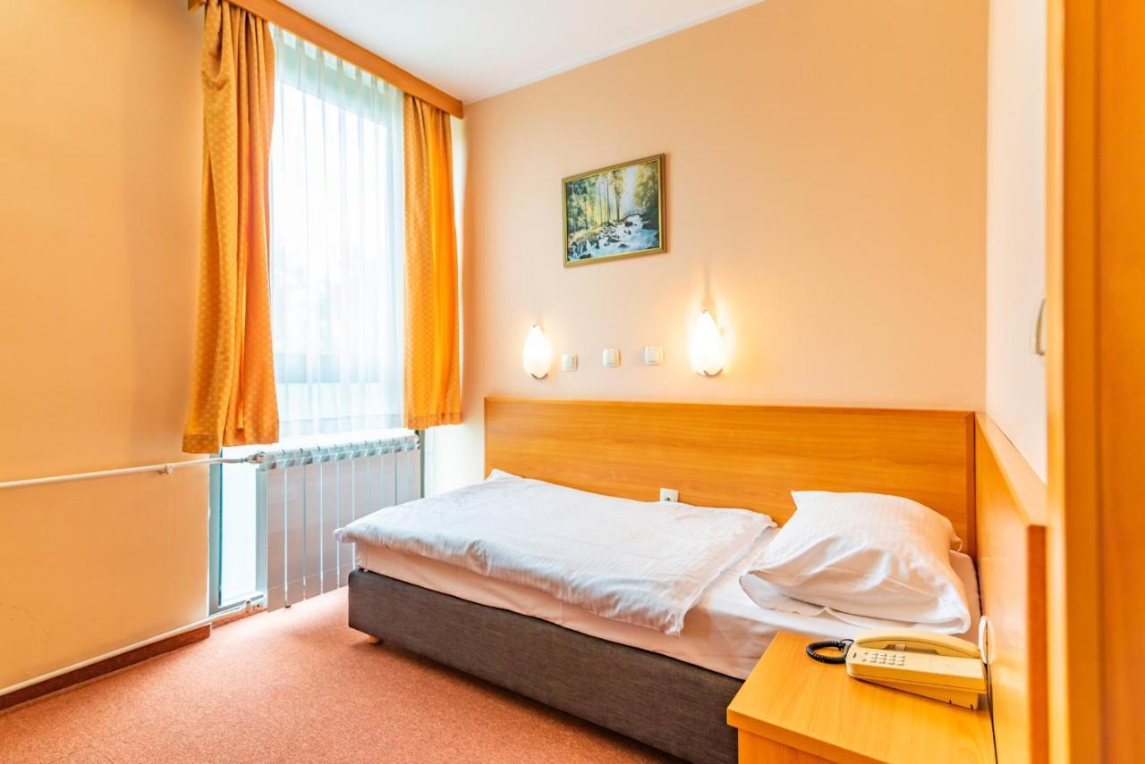 Hotel Park Čakovec Eksteriør bilde