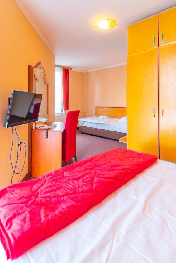 Hotel Park Čakovec Eksteriør bilde