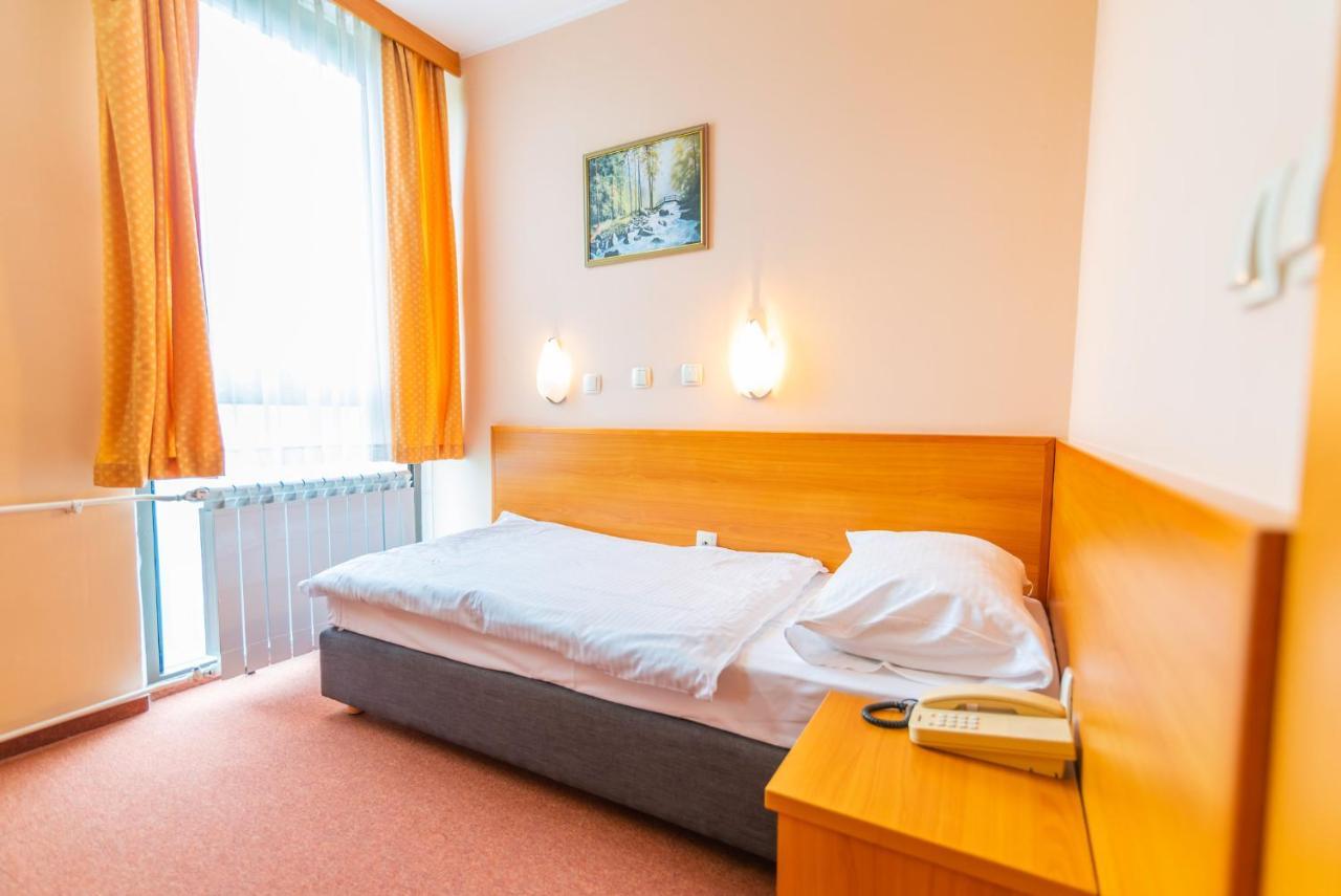 Hotel Park Čakovec Eksteriør bilde